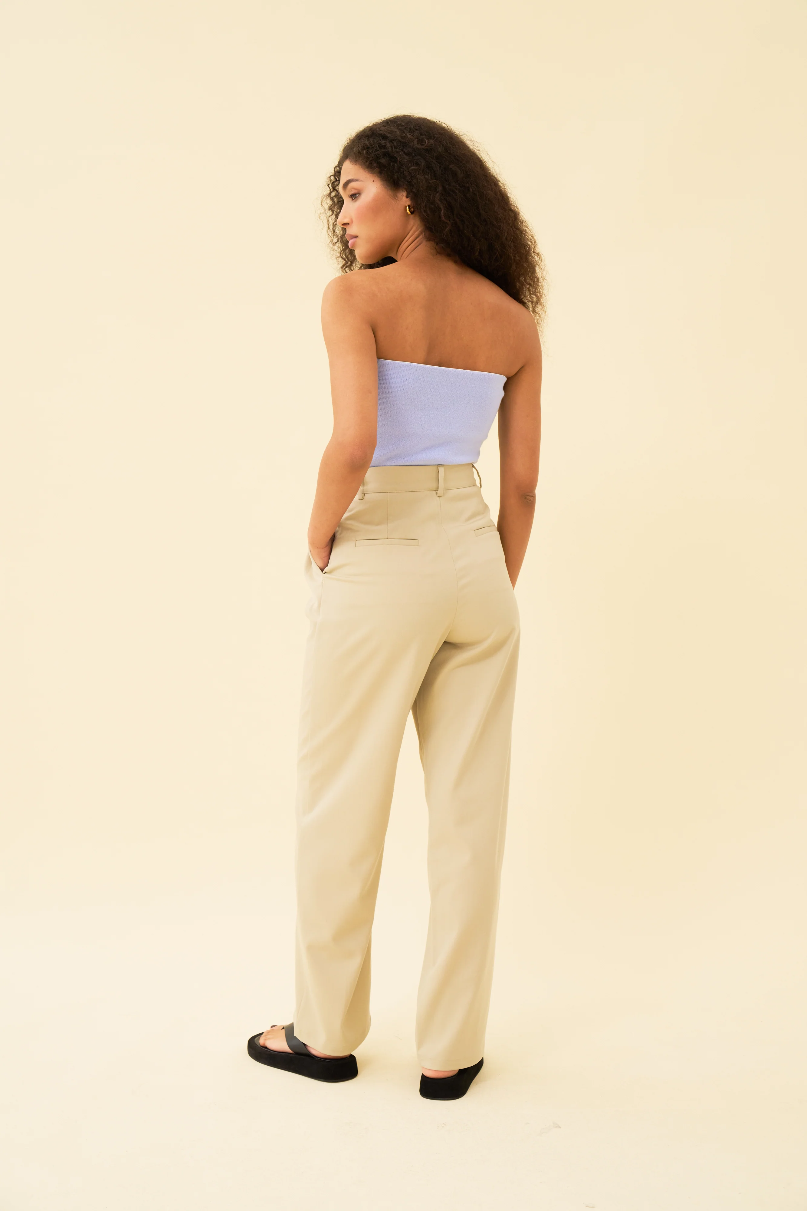 YANA TROUSER - BEIGE - Image 5