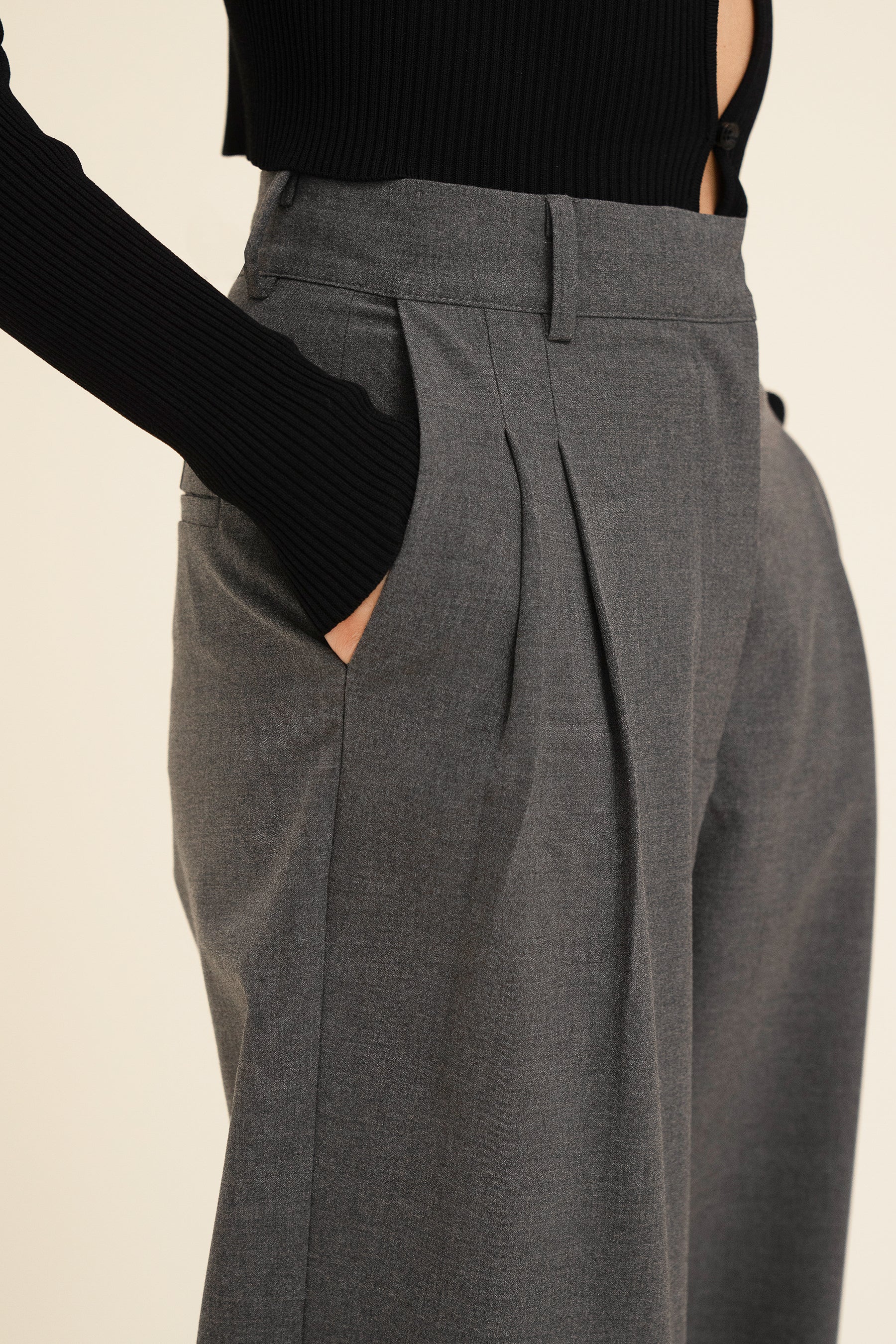 YANA TROUSER - DARK GREY - Image 6