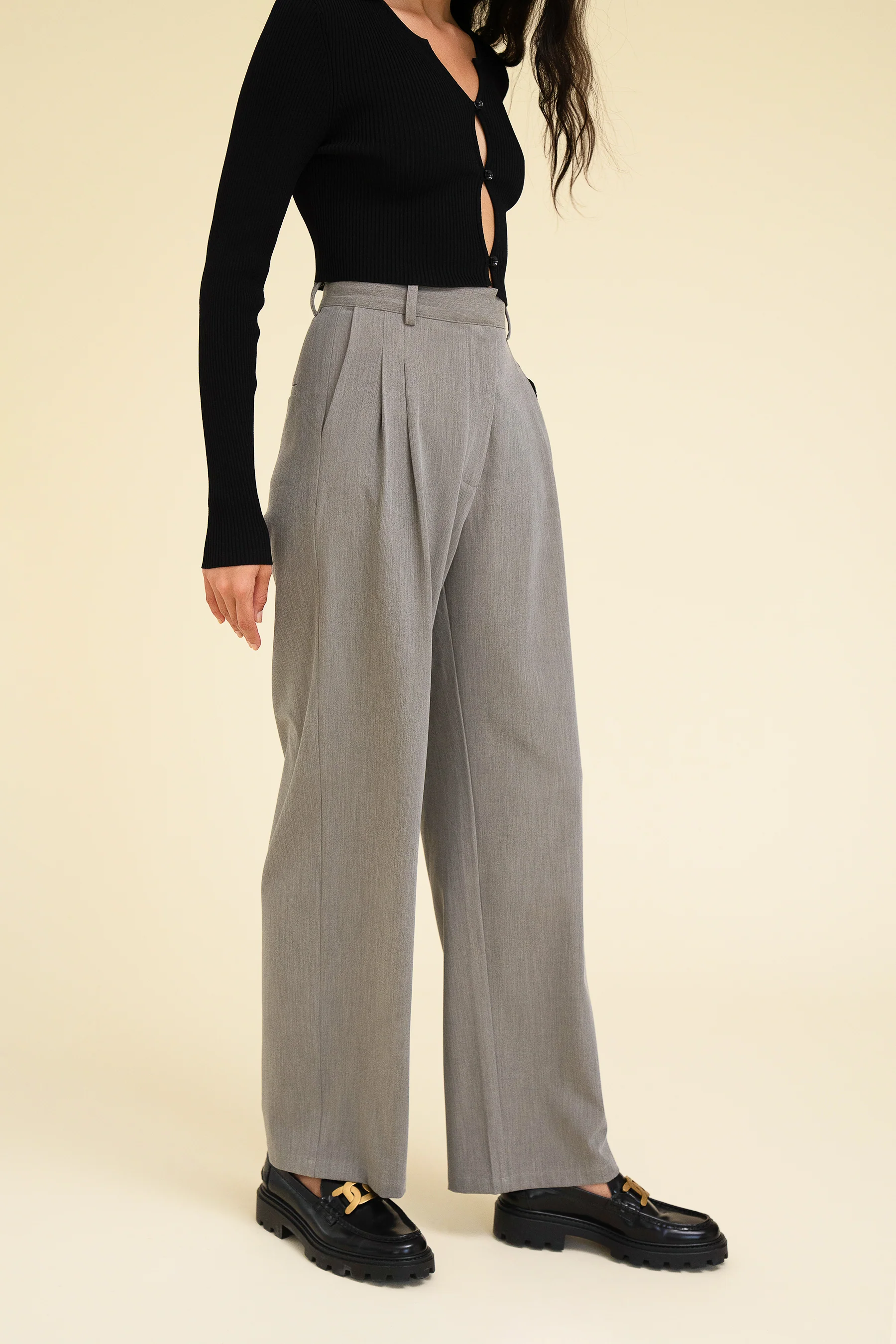 YANA TROUSER - LIGHT GREY - Image 3