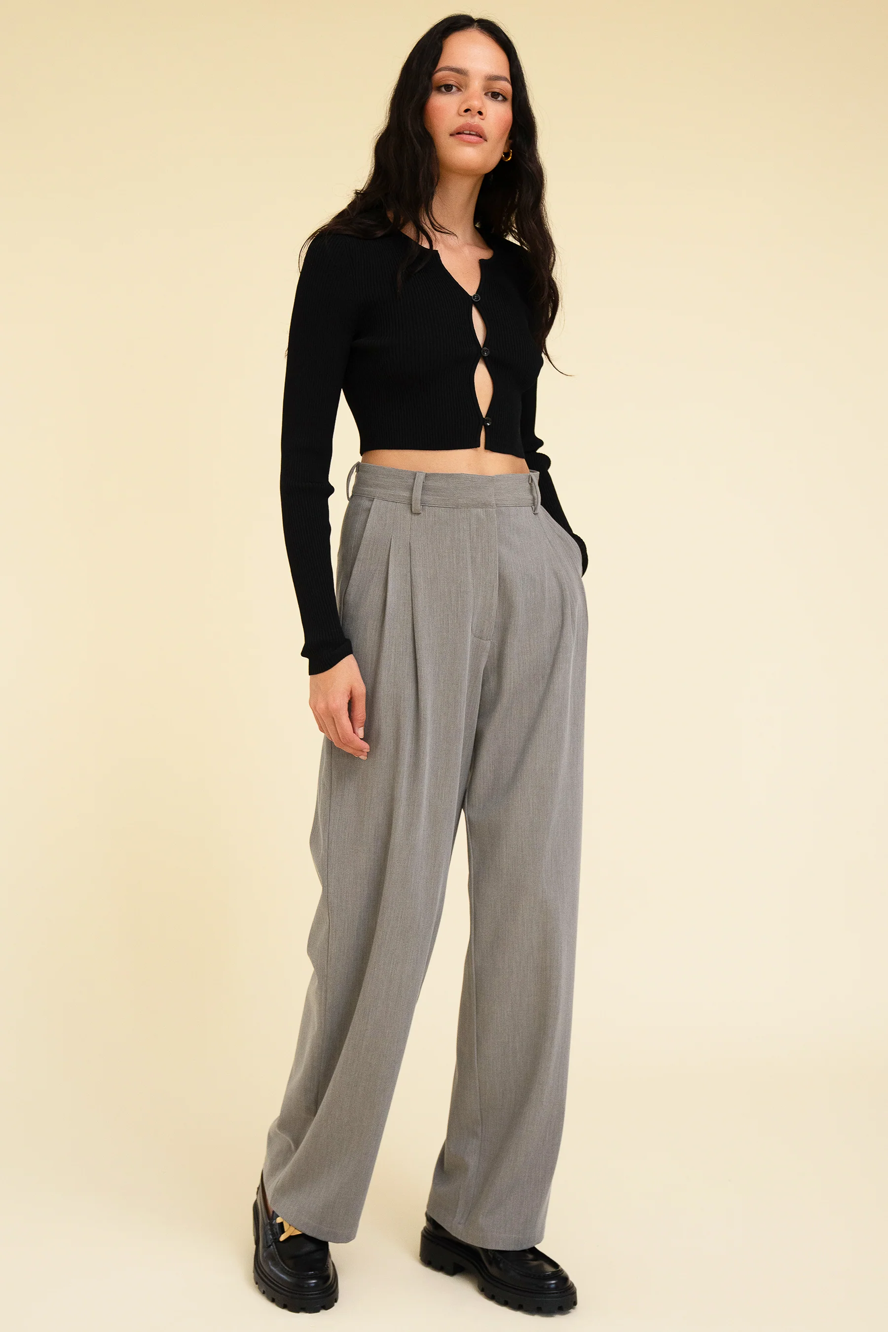 YANA TROUSER - LIGHT GREY - Image 4