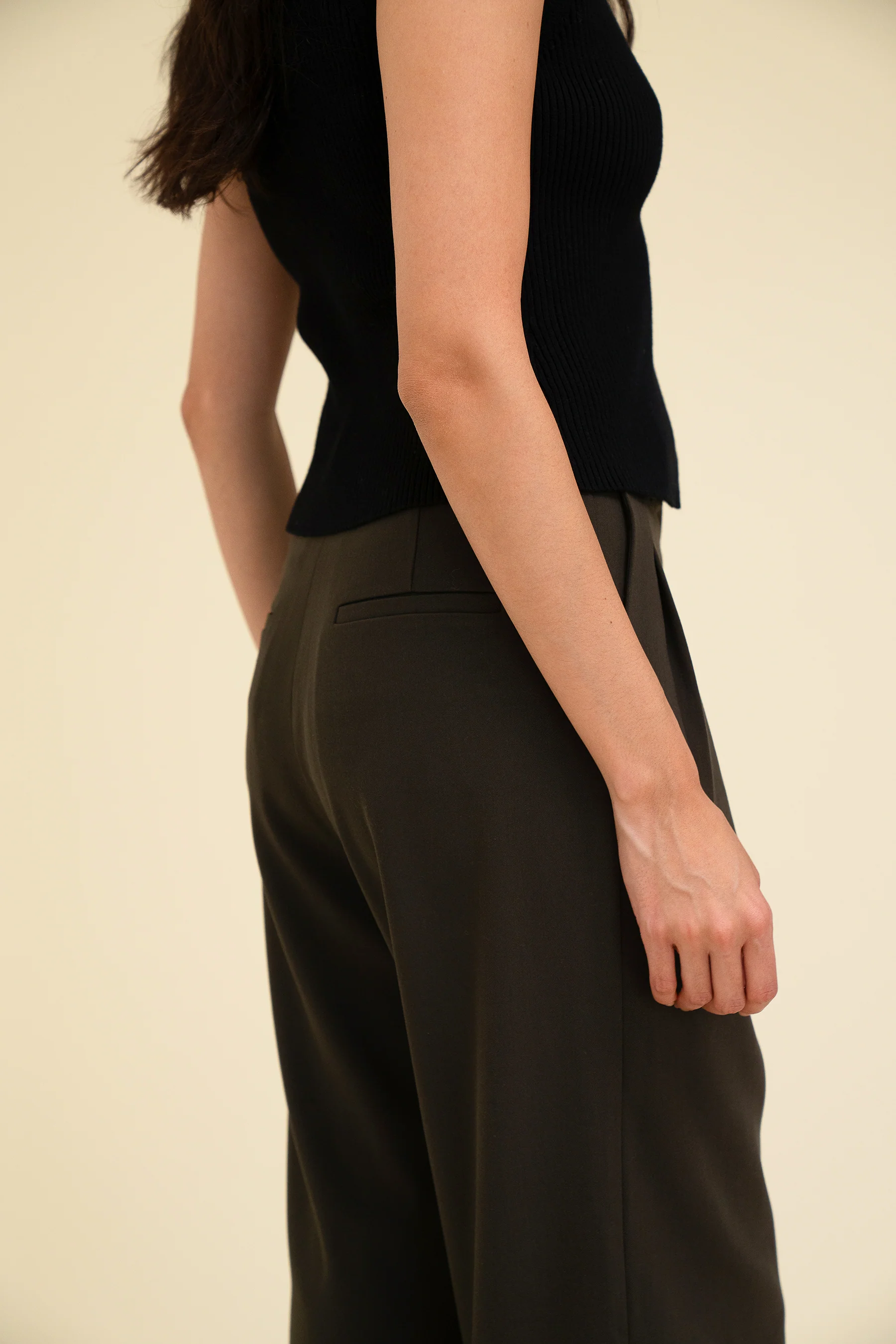 YANA TROUSER - MOSS GREEN - Image 7